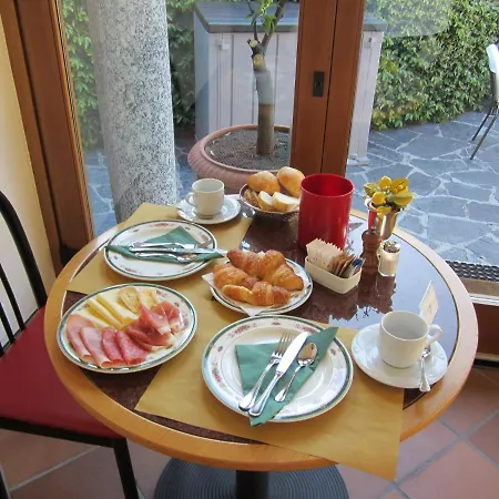 Hotel Royal 3*