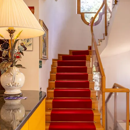 Royal 3* Menaggio