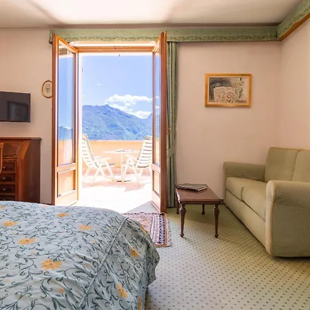 Royal Hotel 3*