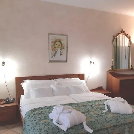Royal 3* Menaggio