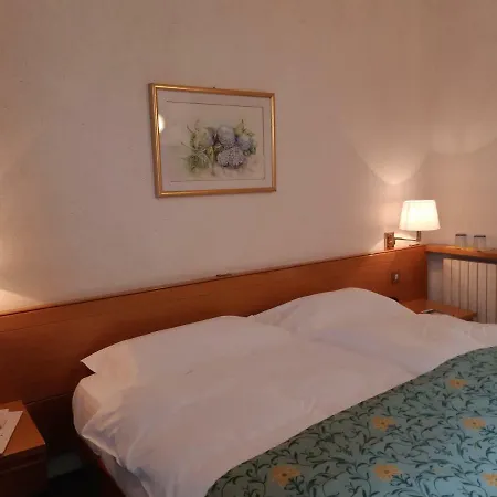 Royal 3* Menaggio