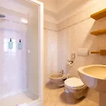 Royal 3*